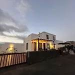Casa Amarillo Del Sol *