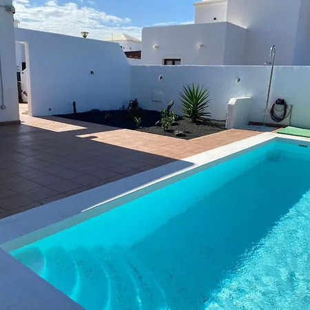Casa Amarillo Del Sol Playa Blanca