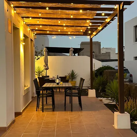 Casa Amarillo Del Sol Willa