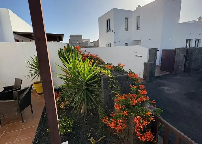 Casa Amarillo Del Sol * 普拉亚布兰卡